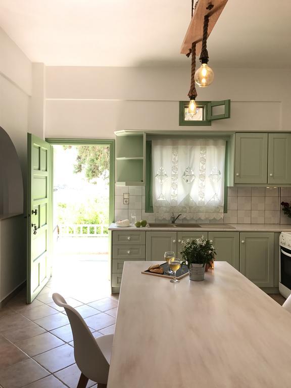 Panai'S Garden Apartment Livadi  ภายนอก รูปภาพ